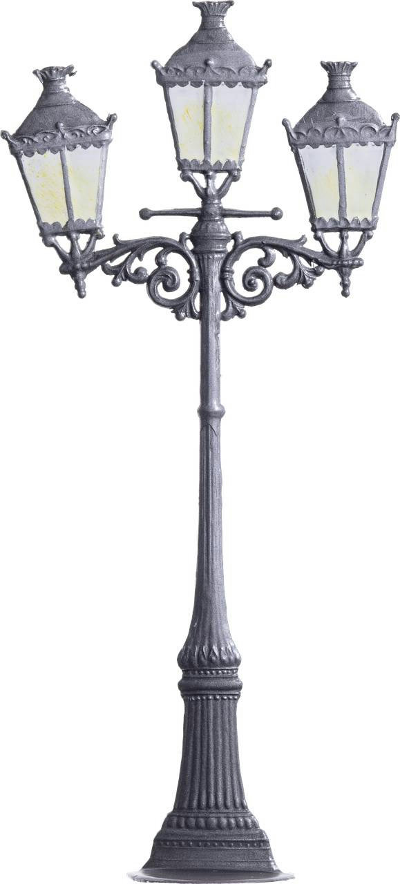 Dreiarmige Straßenlaterne